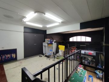 87623 - ขายตึกแถว-อาคารพาณิชย์ 3.5ชั้น ห้องริม ถ.เทศา ทำเลการค้า-ชุมชน ใจกลางนครปฐม