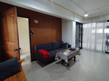 87623 - ขายตึกแถว-อาคารพาณิชย์ 3.5ชั้น ห้องริม ถ.เทศา ทำเลการค้า-ชุมชน ใจกลางนครปฐม