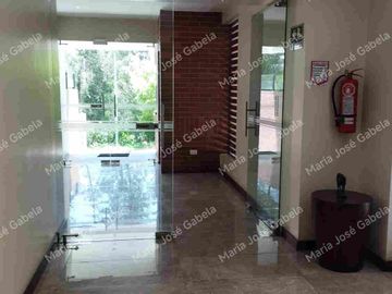 DEPARTAMENTO DE 2 DORMITORIOS SECTOR GONZALEZ SUAREZ SALIDA DIRECTA AL TUNEL GUAYASAMIN