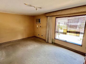 Casa a precio de terreno - Las Gardenias, Surco