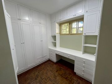 Bungalow for Sale, Lower than Lot Value in Alabang Hills, Muntinlupa City