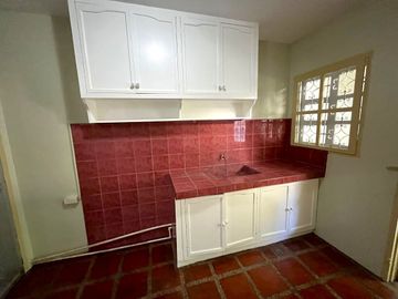 Bungalow for Sale, Lower than Lot Value in Alabang Hills, Muntinlupa City