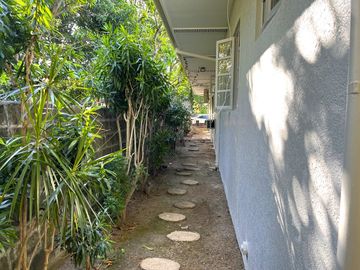 Bungalow for Sale, Lower than Lot Value in Alabang Hills, Muntinlupa City