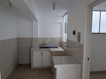 Inversión: Condominio de 180 dptos en El Agustino
