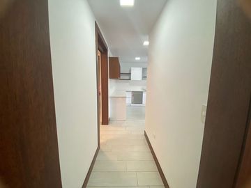 VENTA OPORTUNIDAD CASA EN NAYON EN URBANIZACION PRIVADA
