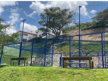 VENTA OPORTUNIDAD CASA EN NAYON EN URBANIZACION PRIVADA