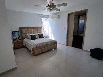 VENDO PENTHOUSE SECTOR PATINODROMO