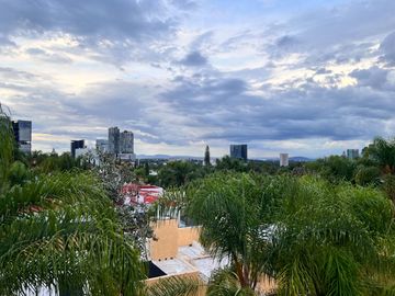 RESIDENCIA EN VENTA EN SANTA ISABEL ZONA ANDARES EN ZAPOPAN