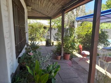 Casa con terreno Miraflores 653