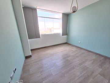 HERMOSA CASA EN VENTA EN RESIDENCIAL LAS VIÑAS DE POCOLLAY- TACNA