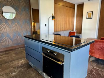 Departamento amueblado en venta de una recámara tipo loft en Torre Baga, Zona Angelopolis Atlixcayotl, Puebla