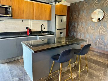 Departamento amueblado en venta de una recámara tipo loft en Torre Baga, Zona Angelopolis Atlixcayotl, Puebla