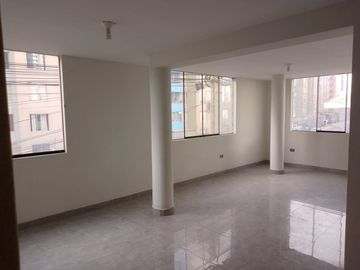 ALQUILO OFICINA-CONSULTORIO SURCO VIEJO