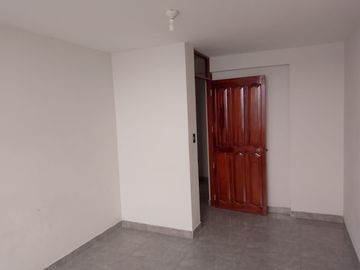 ALQUILO OFICINA-CONSULTORIO SURCO VIEJO