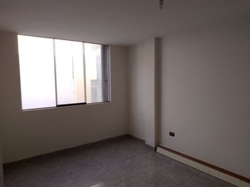 ALQUILO OFICINA-CONSULTORIO SURCO VIEJO