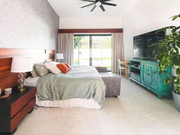 Casa con alberca privada y Terraza, en venta, Cholul, Mérida