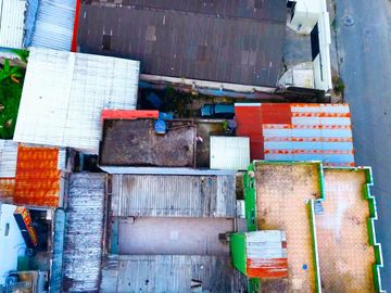 VENTA CASA RENTERA AVENIDA GUAYAQUIL - SANTO DOMINGO DE LOS TSÁCHILAS