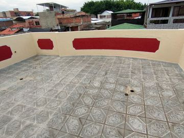 VENTA DE CASA UNIFAMILIAR 4 PISOS EN EL CANEY 1
