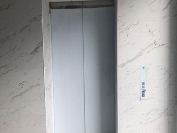Edificio en RENTA en el centro de Toluca, edificio moderno, con elevador.