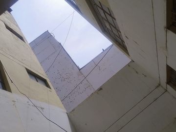VENTA DE CASA CON VALOR DE TERRENO- EN PLENO CENTRO DE PIURA