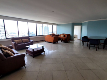 Departamento en Venta en Hilton Colom, Guayaquil, Ecuador