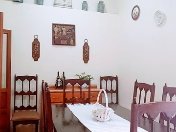 Casa en venta a unos pasos del edificio central de la UG