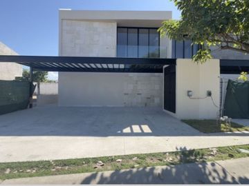 CASA EN VENTA NUEVO VALLARTA