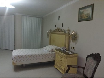 Casa en Venta en Samborondon, Urb. Biblos, Guayaquil, Ecuador