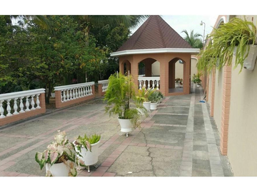 Casa en Venta en Samborondon, Urb. Biblos, Guayaquil, Ecuador