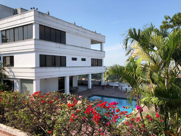 Edificio en Venta en Lomas de Urdesa, Guayaquil, Ecuador
