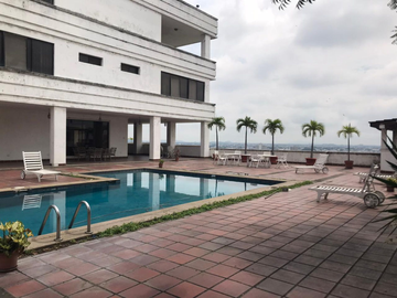 Edificio en Venta en Lomas de Urdesa, Guayaquil, Ecuador