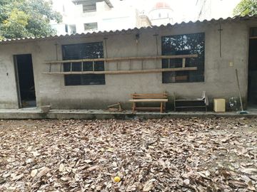 Excelente oportunidad de Inversión, casa en el Centro de Cotacachi