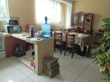 Excelente oportunidad de Inversión, casa en el Centro de Cotacachi