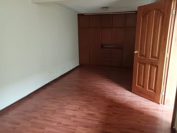 Venta casa en el Centro de Cotacachi 121m2