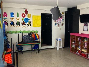 SE VENDE PROPIEDAD COMERCIAL EN FRACCIONAMIENTO MOCTEZUMA