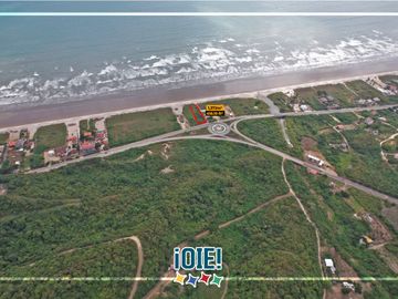 En venta: Lote frente al mar en Canoa, Manabi