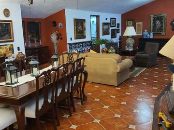 Al norte de la ciudad Rancho Cortes
