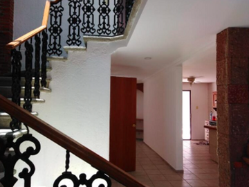 VENTA DE CASA ZAMORA MICHOACAN C MIGUEL ALEMAN  COL EL CARMEN