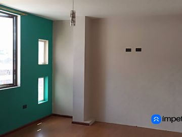 En venta casa rentera sector El Pedestal, cerca de la clínica Medilab y a pasos del centro de la ciudad.
