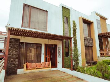 Casa en Venta, Sector Rocas de Misicata, Cuenca
