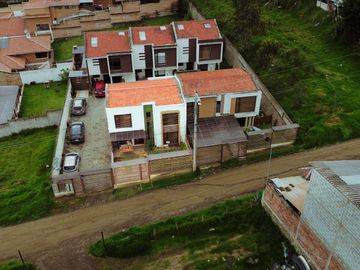 Casa en Venta, Sector Rocas de Misicata, Cuenca