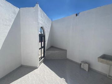 VENTA DE CASA POR AV. MORALES SAUCITO