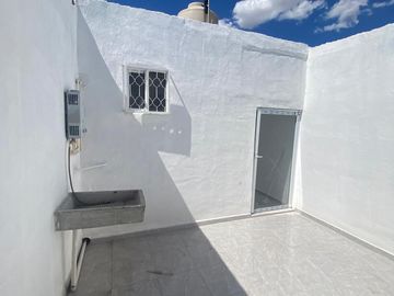 VENTA DE CASA POR AV. MORALES SAUCITO