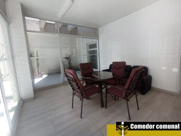 Suite de venta Republica del Salvador, edificio moderno, quinto piso, cerca a parque , centros comerciales