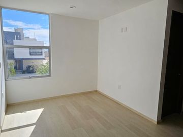 Venta de casa en Pachuca 4 recamaras con Roof Garden, en Ramon G. Bonfil,  Zona plateada y Galerias Pachuca