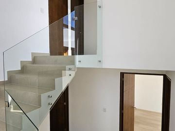 Venta de casa en Pachuca 4 recamaras con Roof Garden, en Ramon G. Bonfil,  Zona plateada y Galerias Pachuca