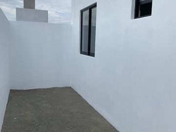 VENTA DE CASA NUEVA A 10 MIN DEL AURRERA DE PROVIDENCIA Y A 15 MIN DE UAEH