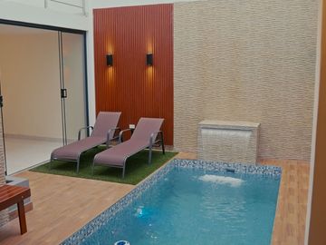 VENTA CASA MODERNA 2 PISOS URB. MOCHICA (LPADILLA)