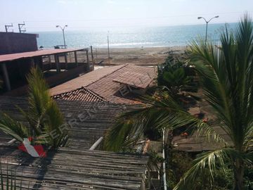 Hotel en Zorritos – casi listo con 110 habit de 11,330 m2 en Venta