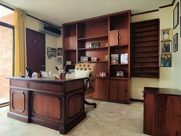 Casa en Venta en Lomas de Urdesa, Guayaquil, Ecuador